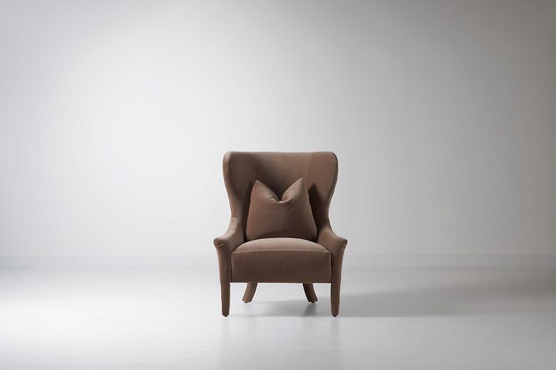 Ava wing chair