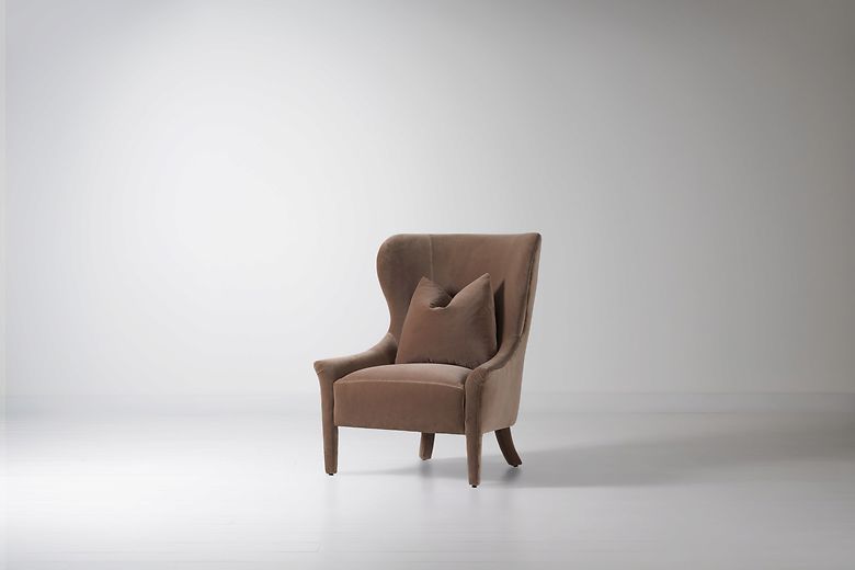 Ava wing chair