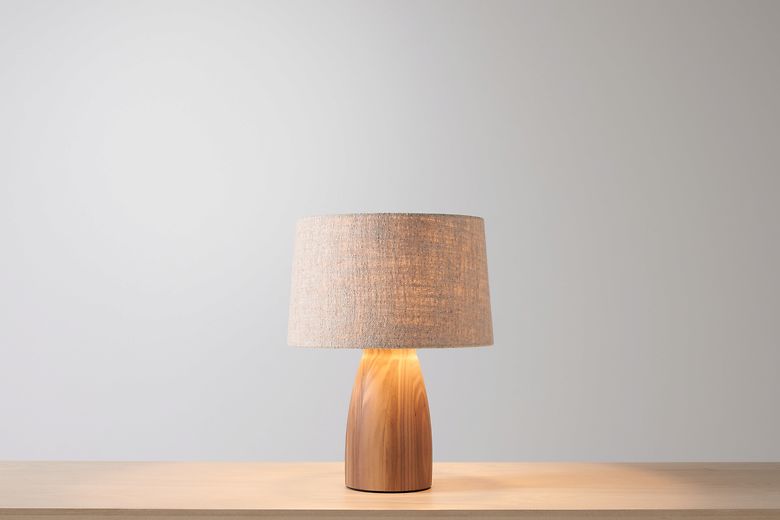 Jeanne table lamp